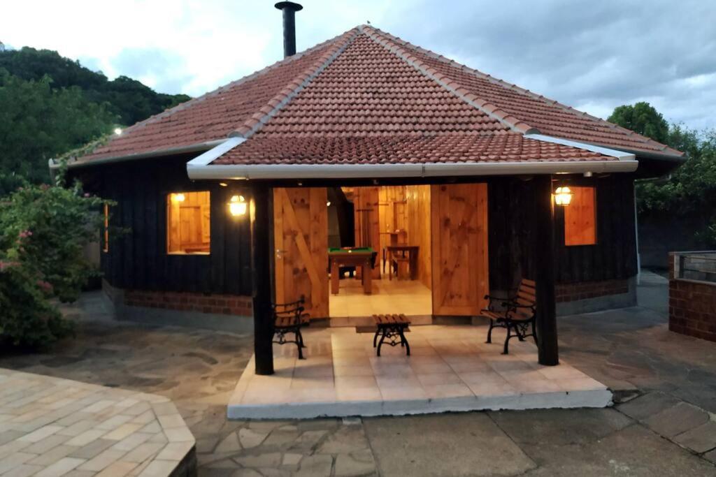 Galpao Rustico No Vale Dos Vinhedos Villa Bento Goncalves Exterior photo